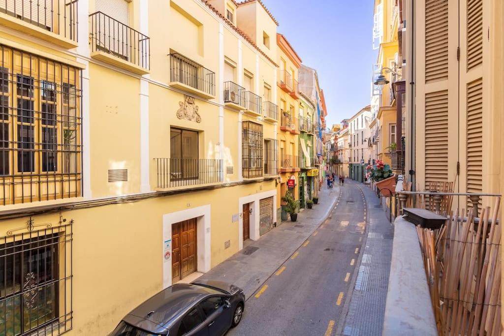 Ayma Apartamento Ollerias Apartment Malaga Exterior photo